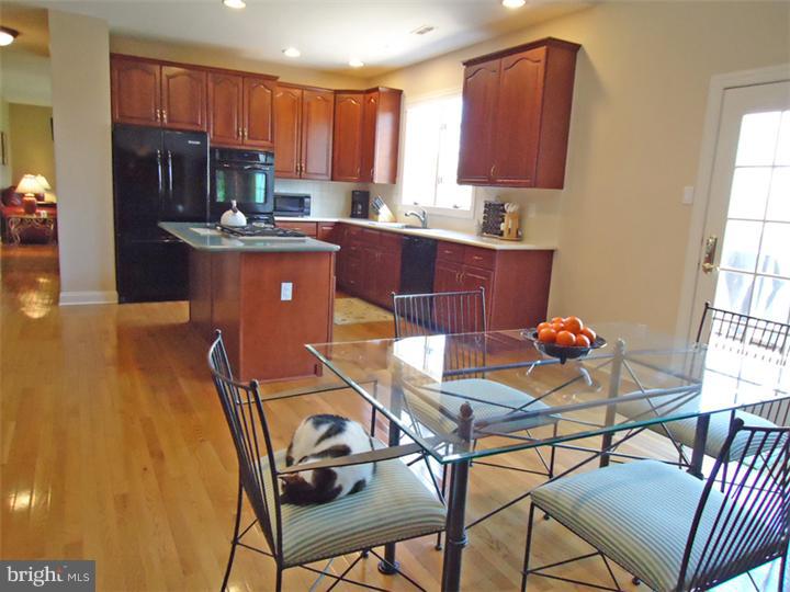 45 Diamond Rock Road Phoenixville, PA 19460 - Photo 12 of 25 Kitchen