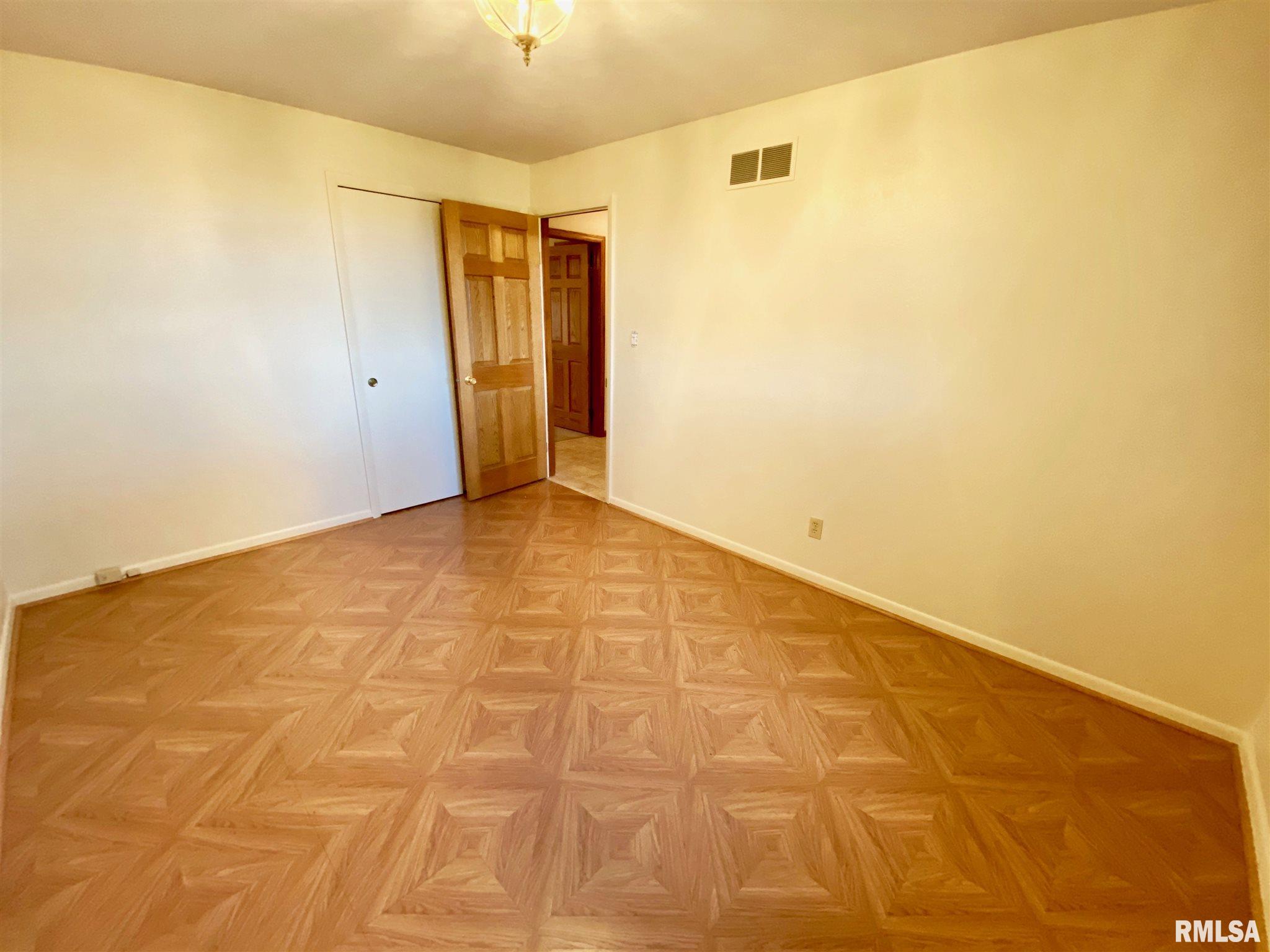1125 Conn Road Hanna City, IL 61536 - Photo 26 of 33 Gallery Image 26