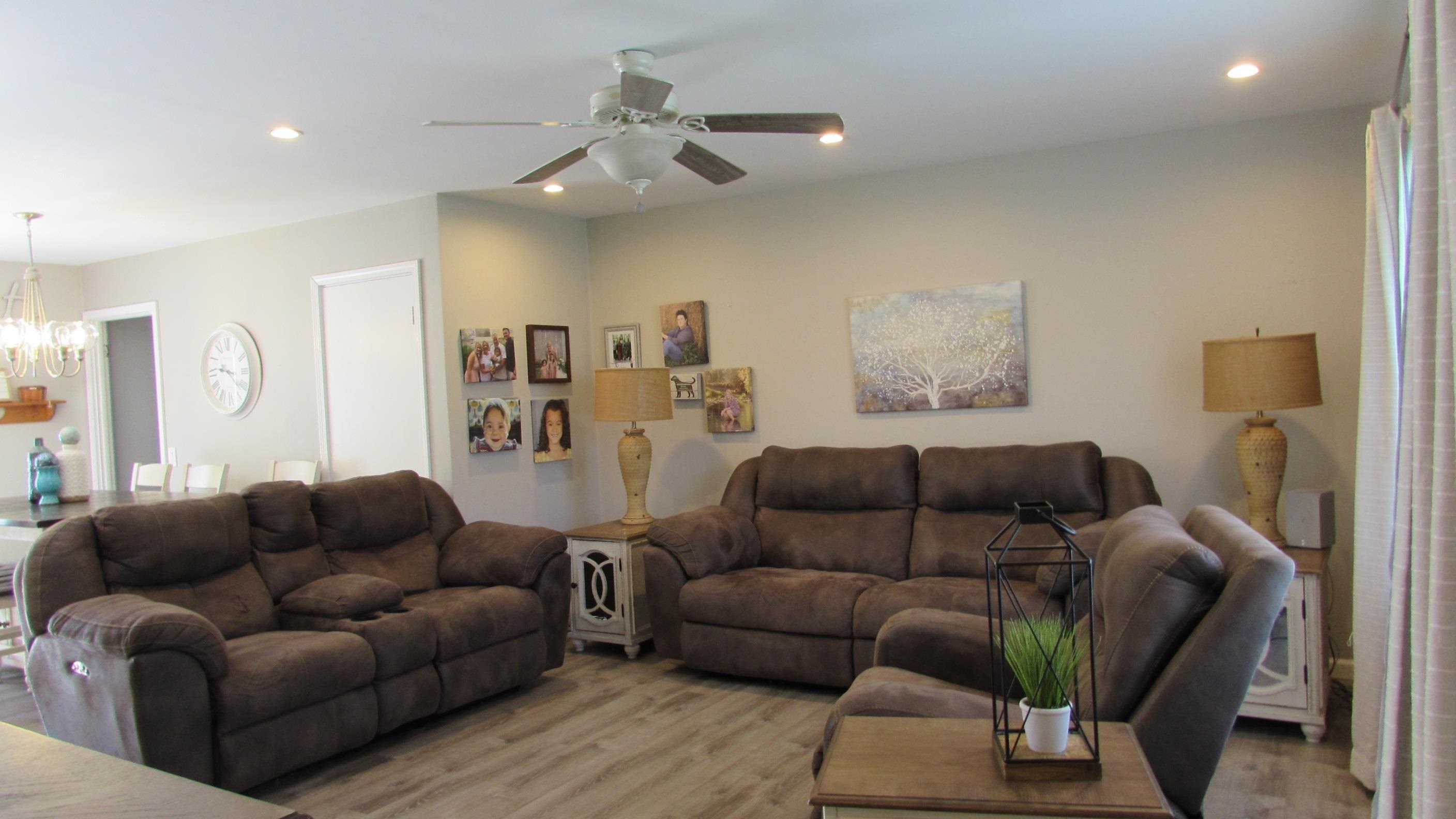 2387 S Park Beloit, WI 53511 - Photo 8 of 30