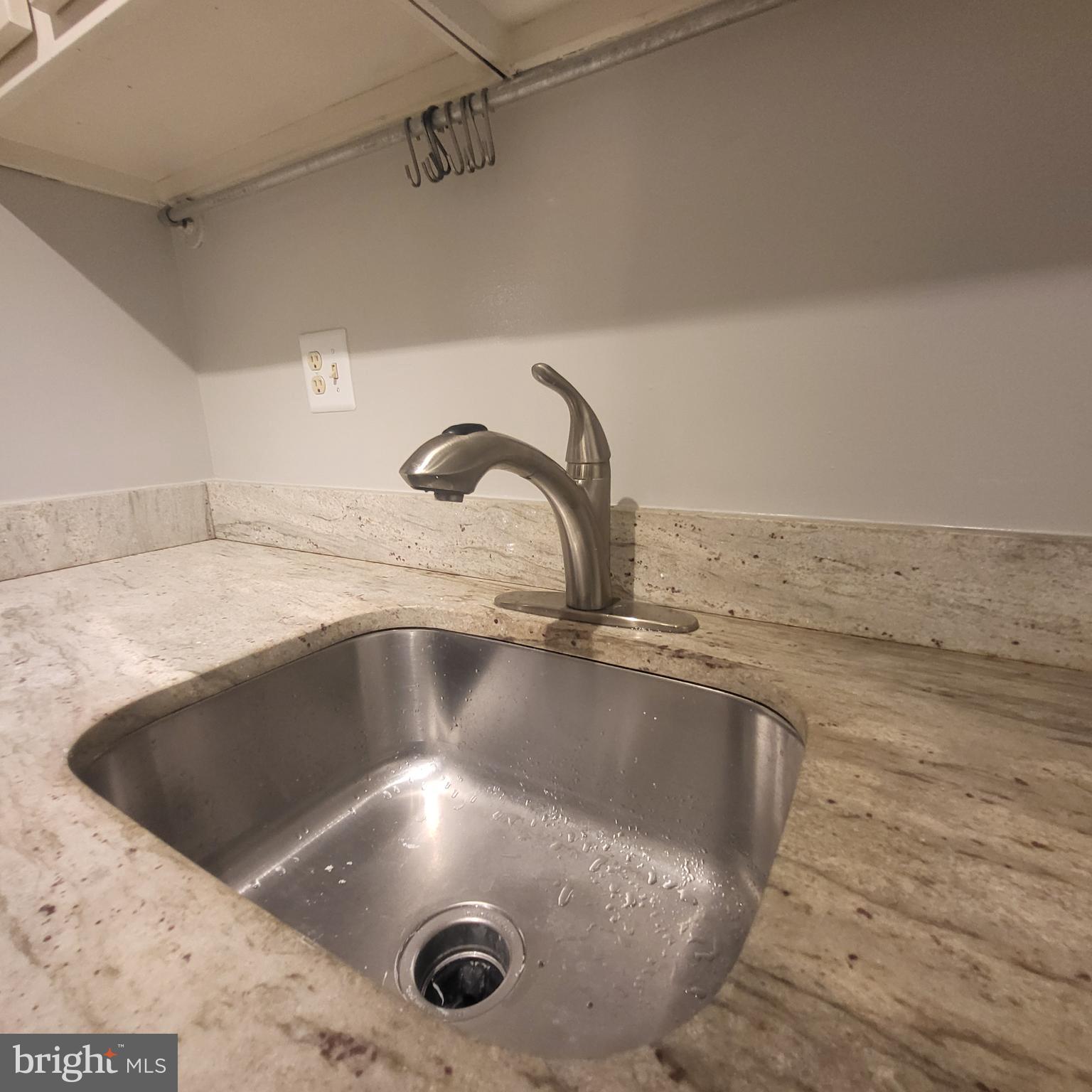 5800 Cove Landing Road, Unit 303 Burke, VA 22015 - Photo 30 of 84 Nice sink and faucet