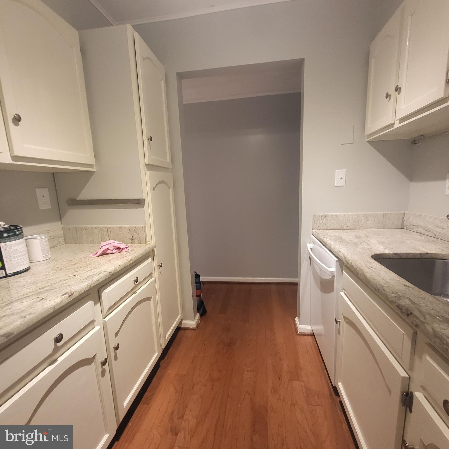 5800 Cove Landing Road, Unit 303 Burke, VA 22015 - Photo 31 of 84 Great kitchen