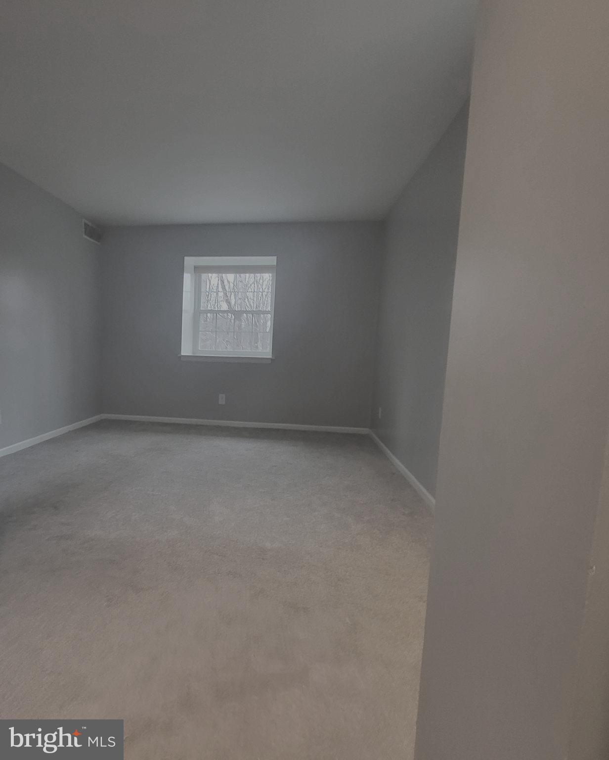 5800 Cove Landing Road, Unit 303 Burke, VA 22015 - Photo 57 of 84 Good sized second bedroom