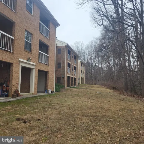 $2,500 | 5800 Cove Landing Road, Unit 303, Burke, VA 22015