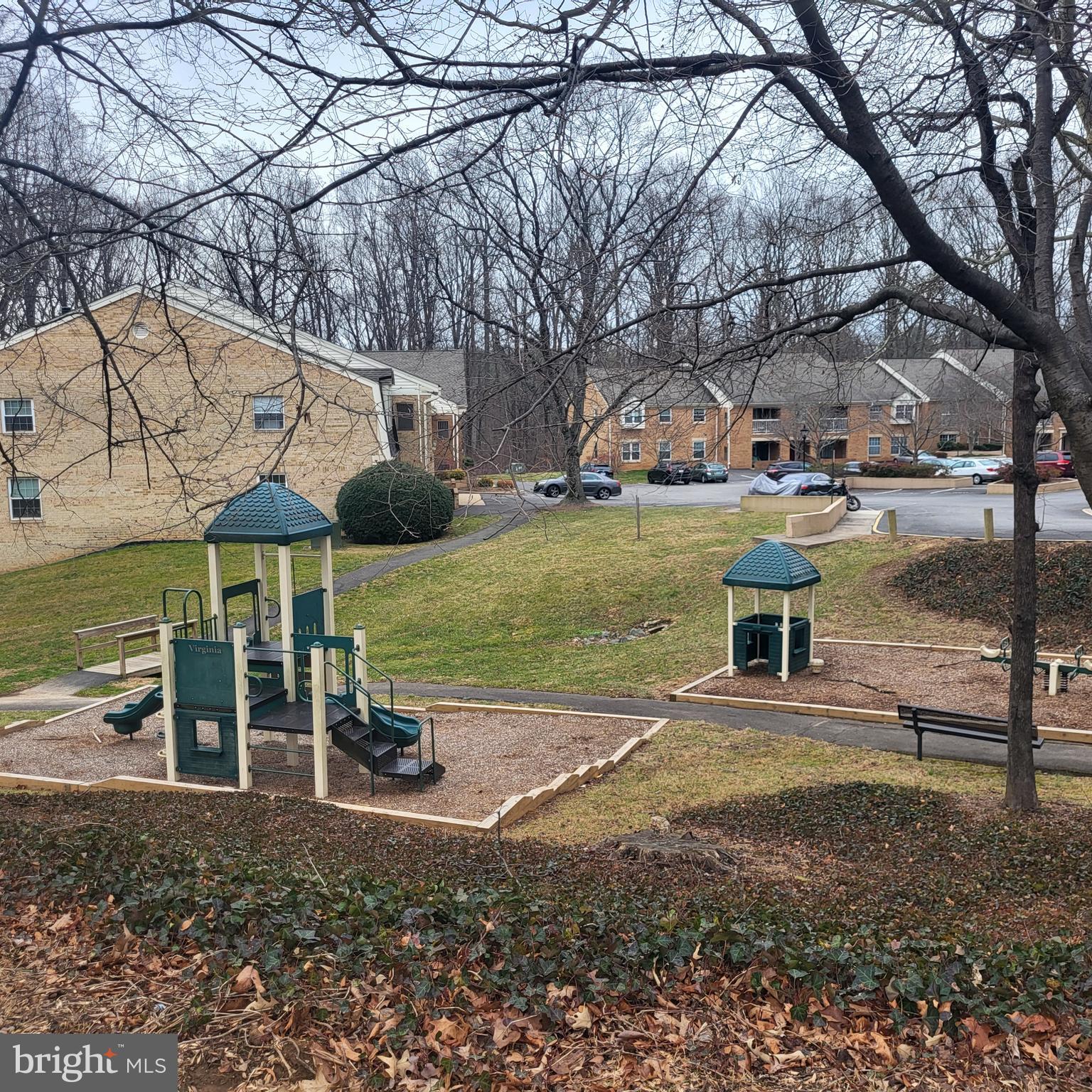 5800 Cove Landing Road, Unit 303 Burke, VA 22015 - Photo 71 of 84 a view of a park with iron fence