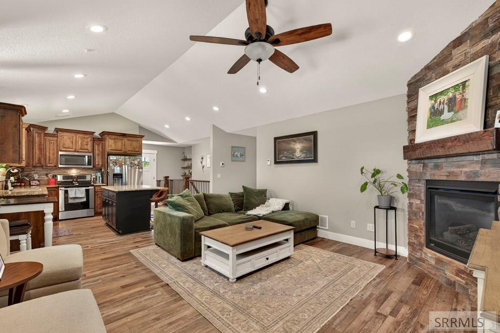 206 North 3600 East Rigby, ID 83442 - Photo 4 of 52