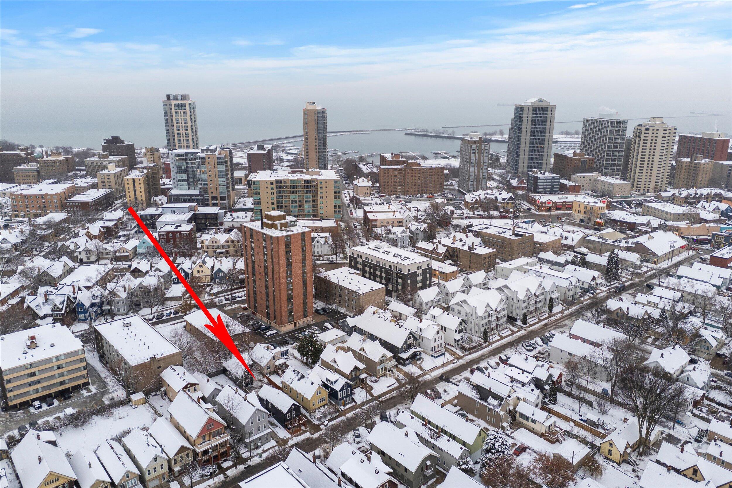 1850 North Warren Avenue Milwaukee, WI 53202 - Photo 10 of 25 Aerial