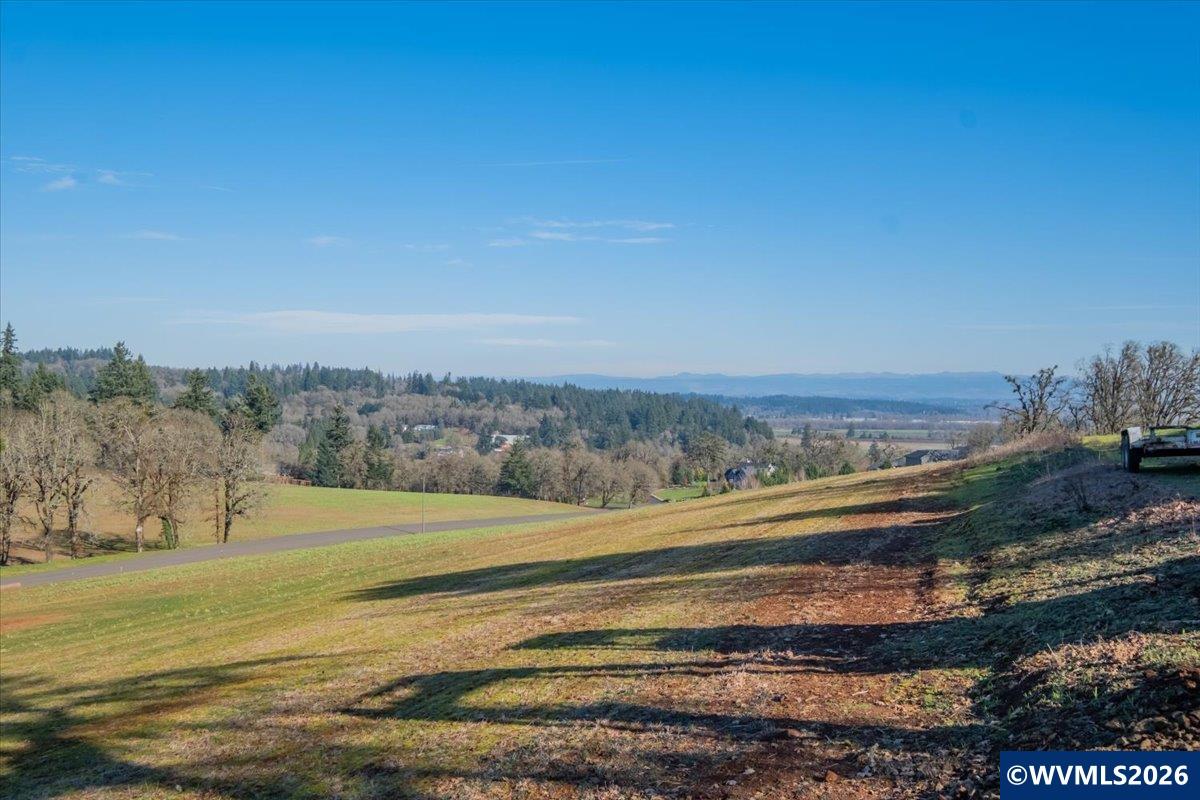 8216 Enchanted Ridge Court Southeast Turner, OR 97392 - Photo 15 of 18