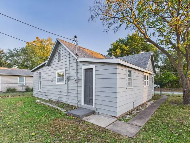 $115,000 | 409 East 8th Street, Pittsburg, KS 66762