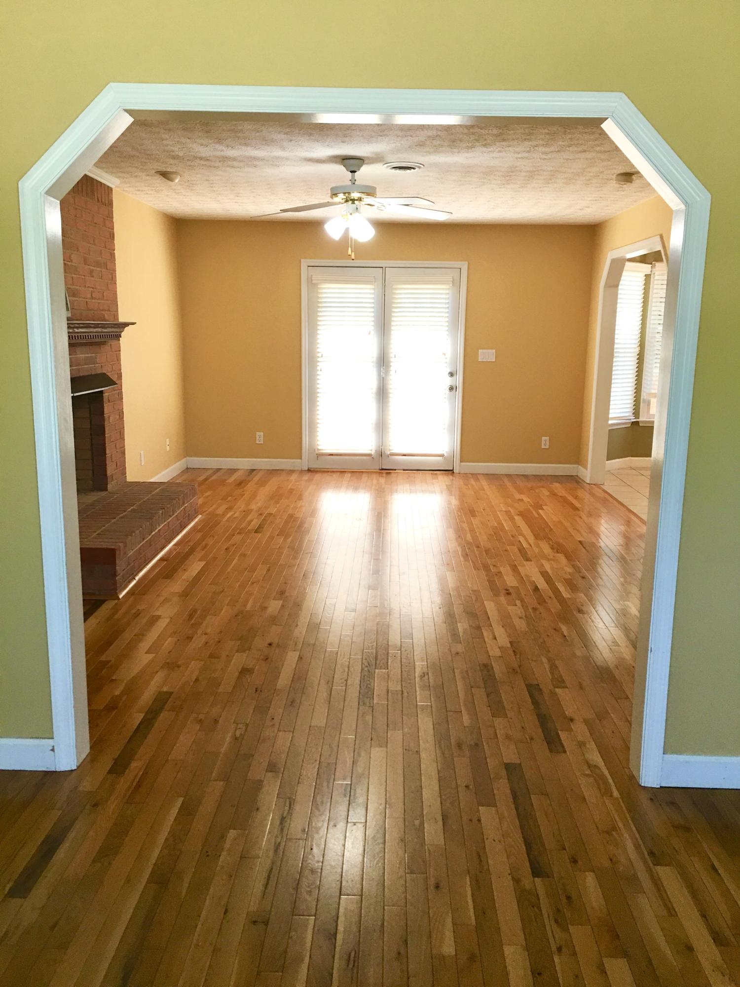 117 Capital Circle Oak Ridge, TN 37830 - Photo 11 of 40 Living Room/Office