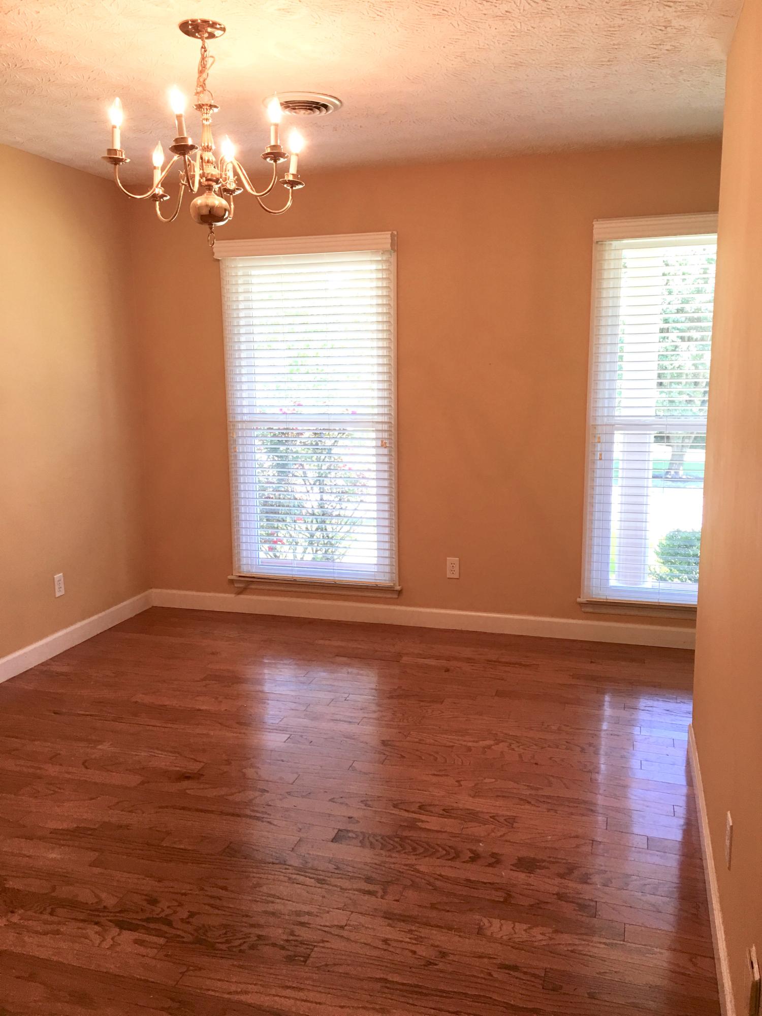 117 Capital Circle Oak Ridge, TN 37830 - Photo 13 of 40 Formal Dining Room