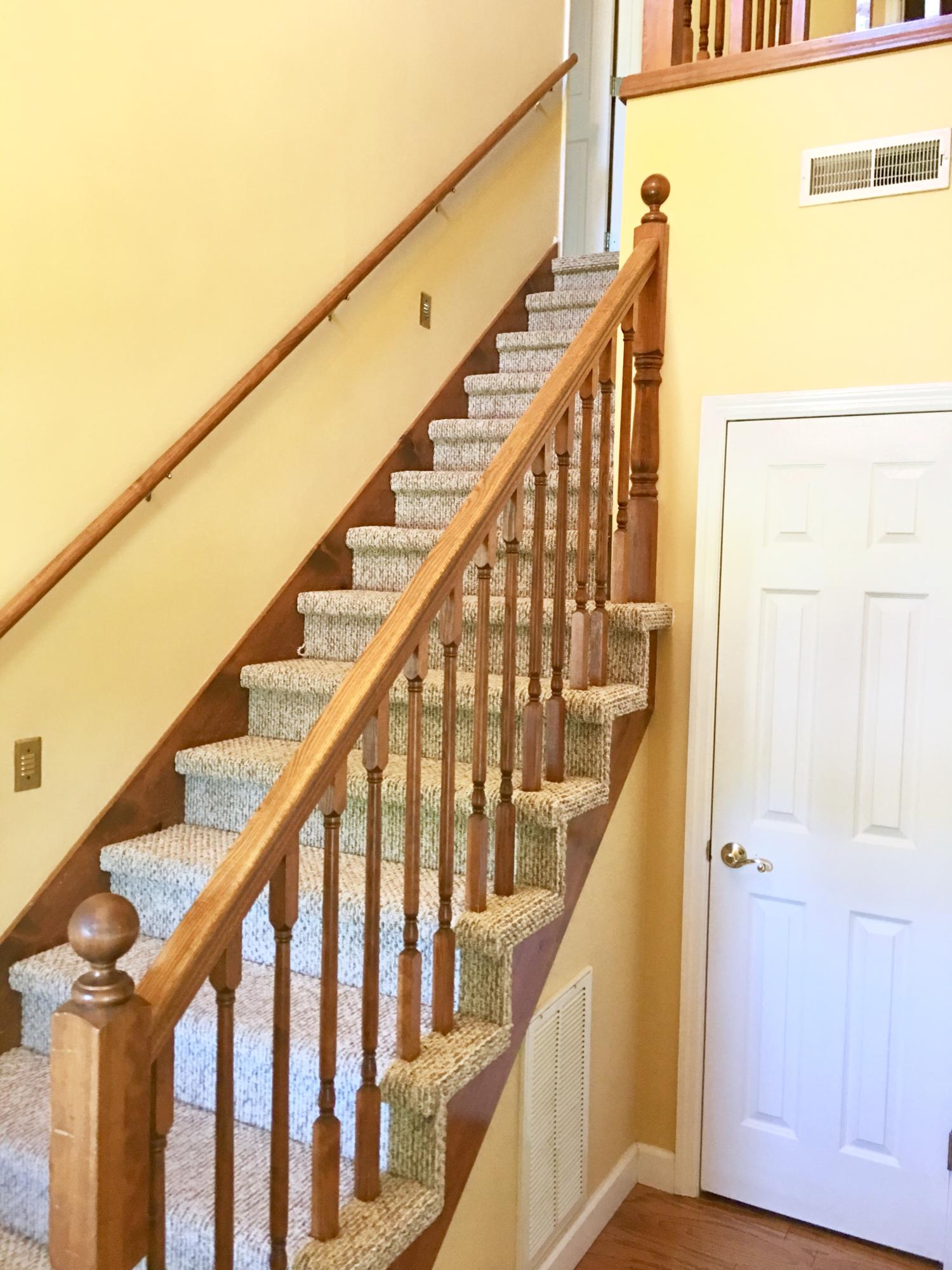 117 Capital Circle Oak Ridge, TN 37830 - Photo 16 of 40 Stairs/Coat Closet