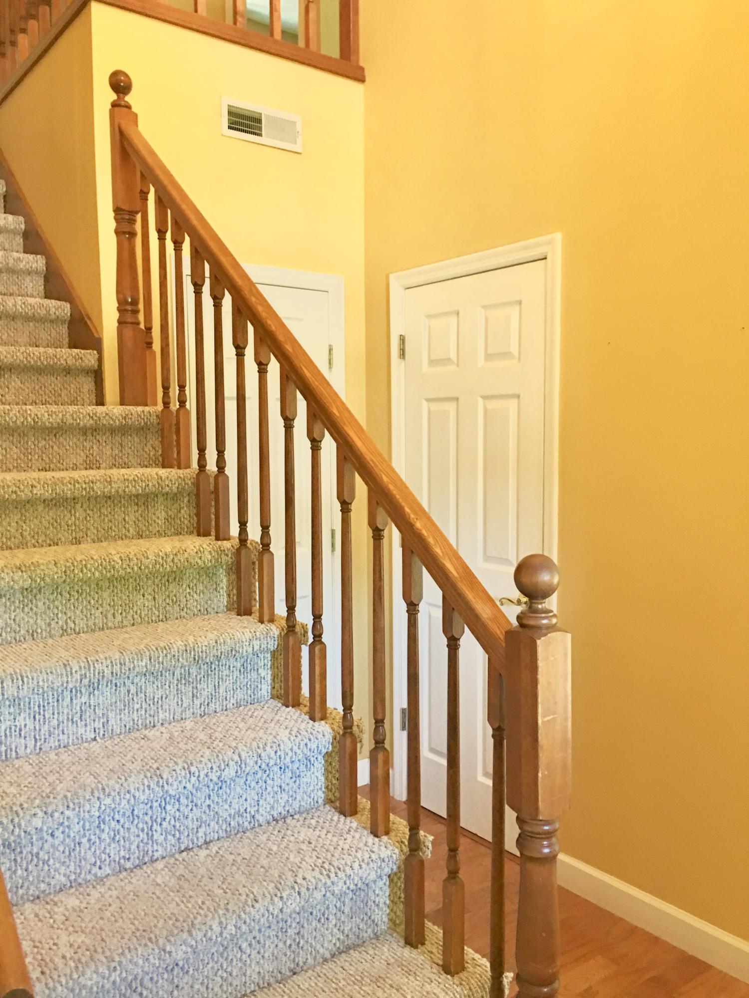 117 Capital Circle Oak Ridge, TN 37830 - Photo 17 of 40 Stairs/Half Bath