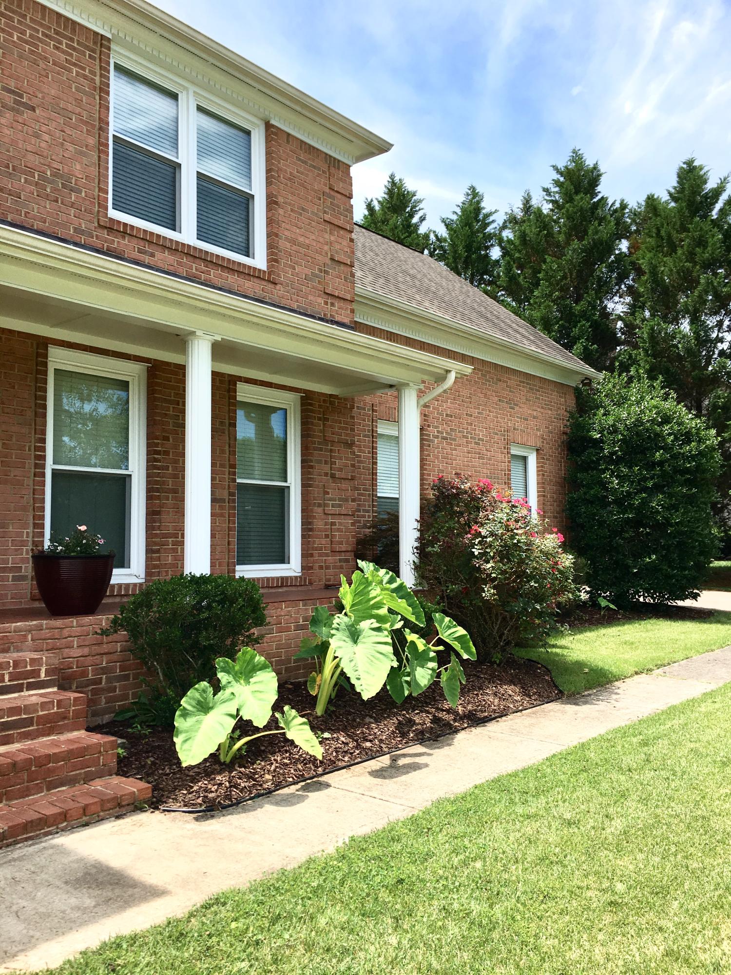 117 Capital Circle Oak Ridge, TN 37830 - Photo 3 of 40 Front Porch