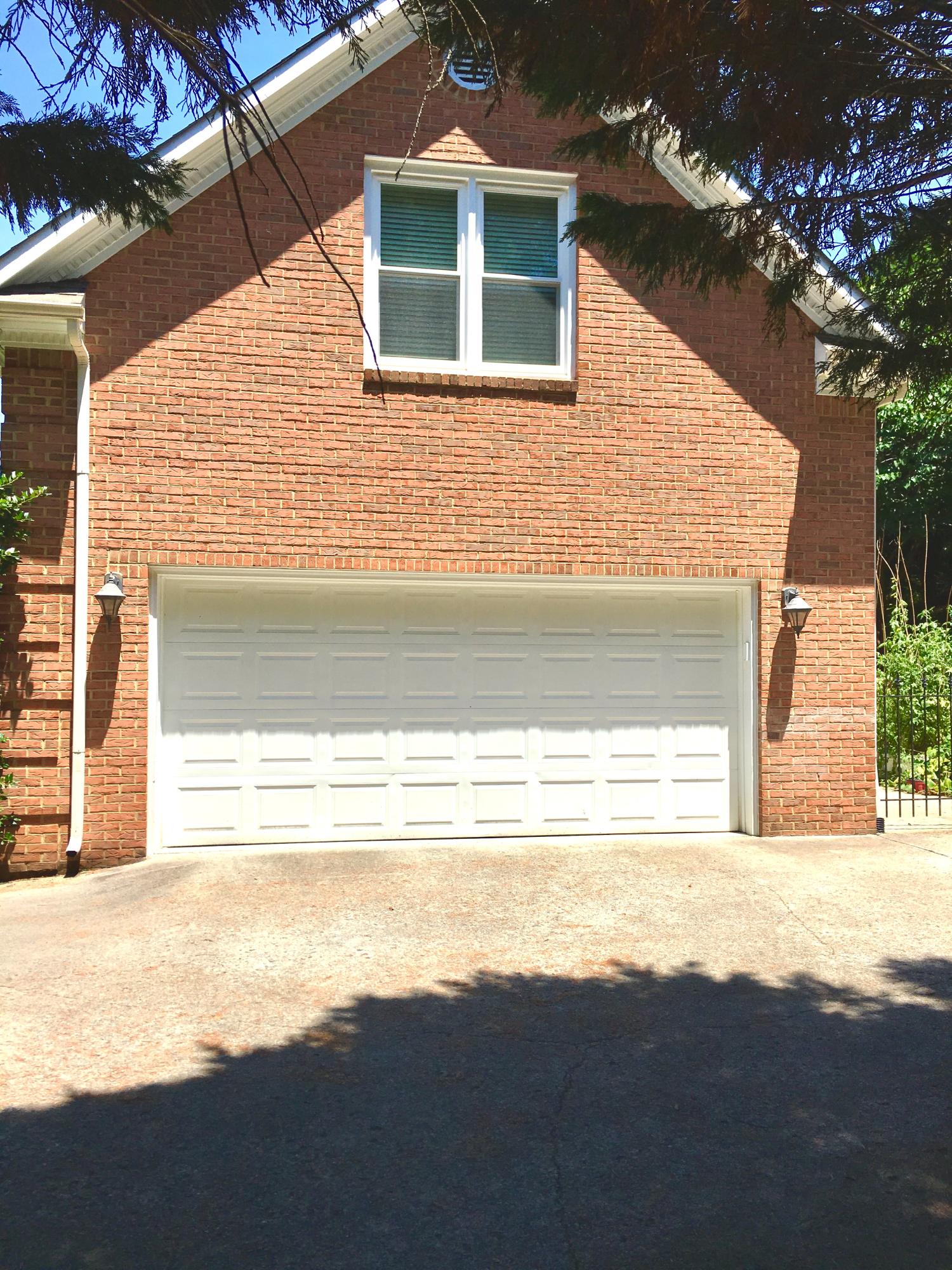 117 Capital Circle Oak Ridge, TN 37830 - Photo 39 of 40 Garage/Driveway