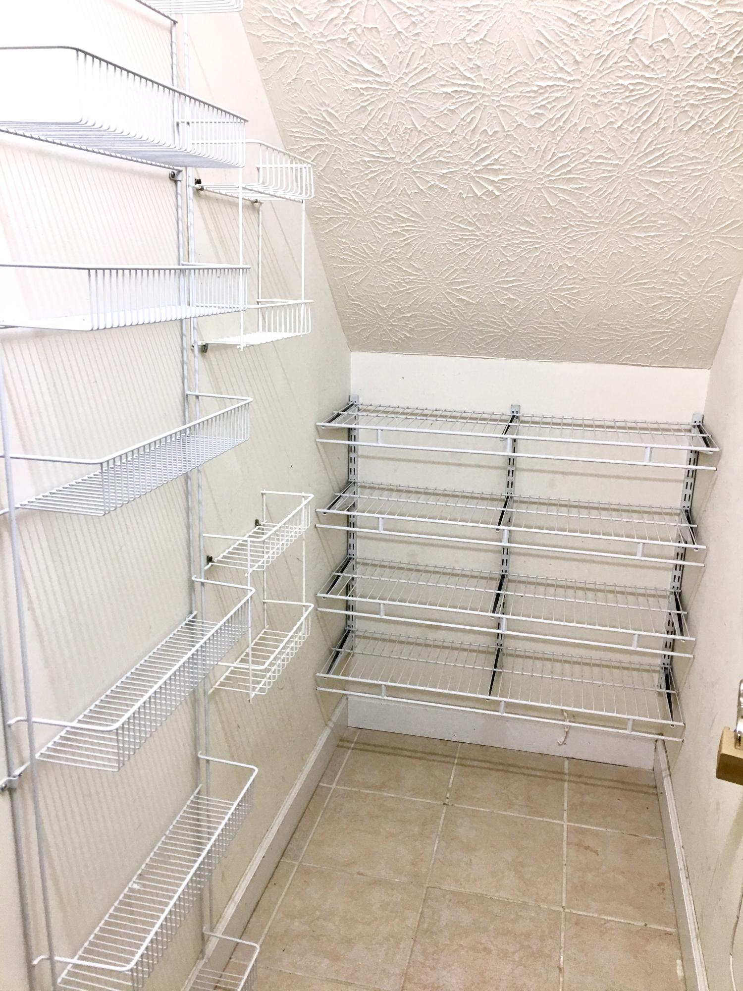 117 Capital Circle Oak Ridge, TN 37830 - Photo 8 of 40 Pantry