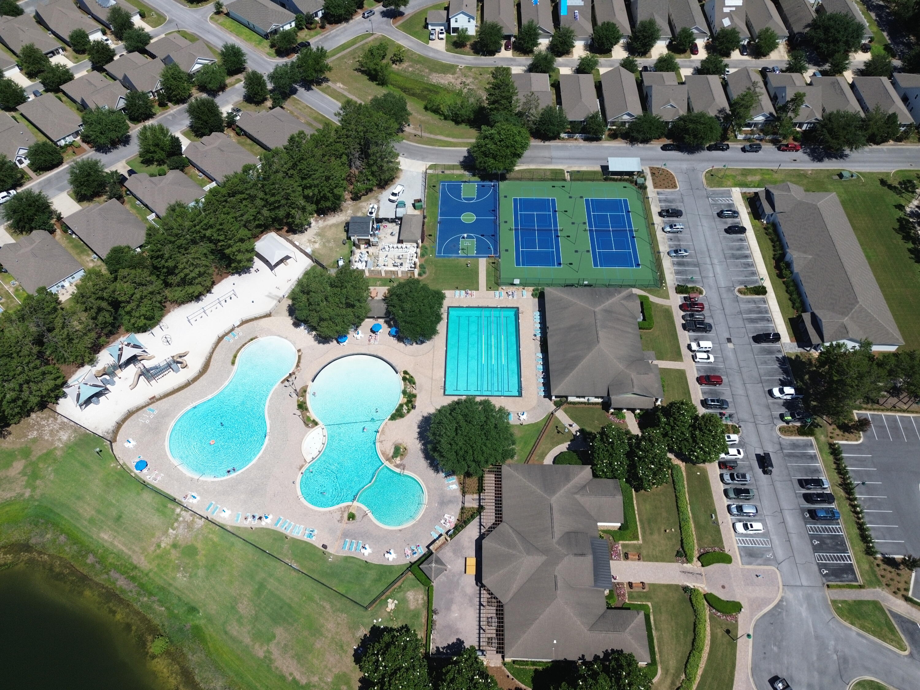 379 Whitman Way Freeport, FL 32439 - Photo 46 of 82 dji_fly_20260517_104402_159_177903269800