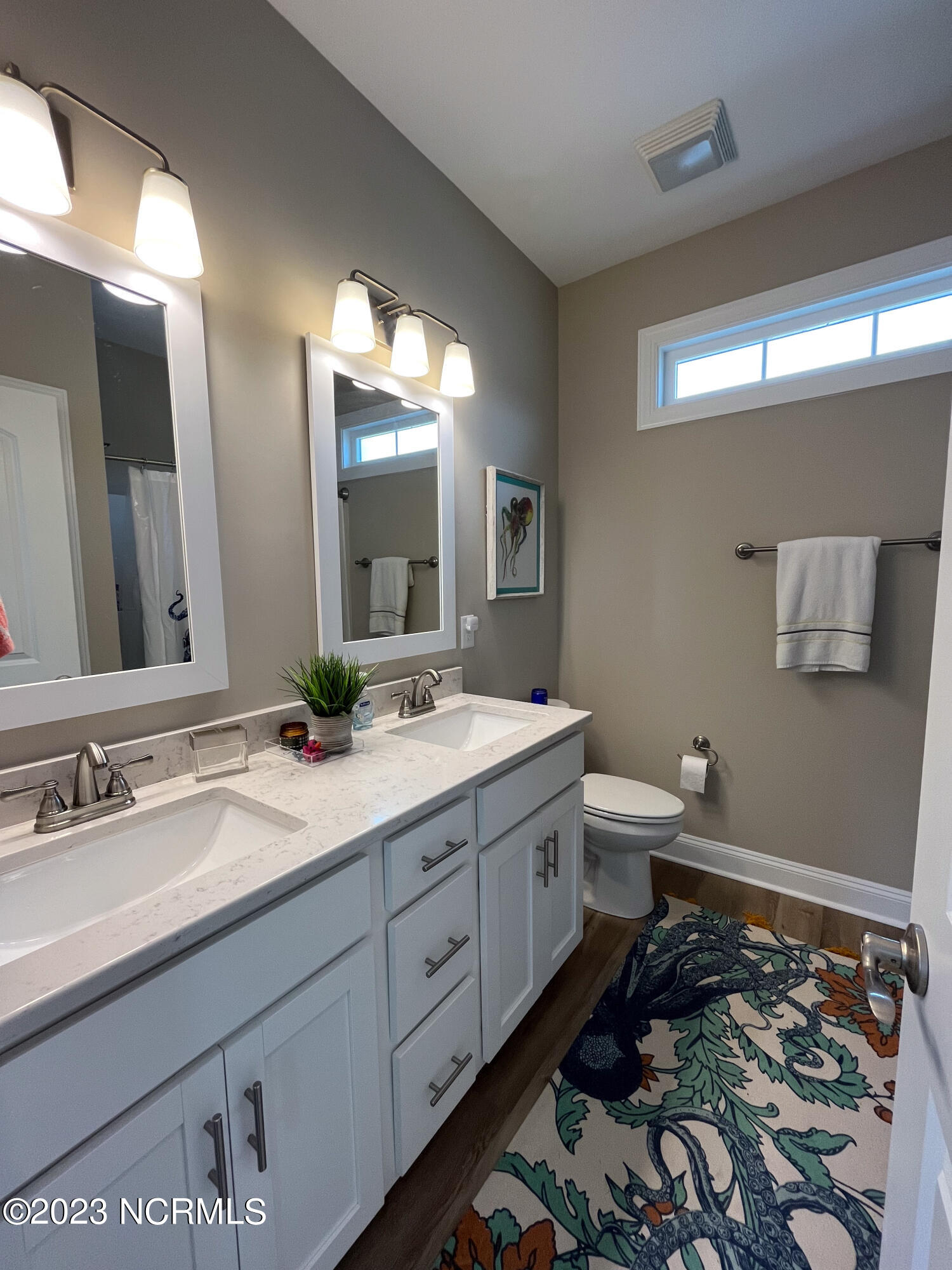 198 Freedom Park Road Beaufort, NC 28516 - Photo 11 of 32 198_Freedom_Interior13