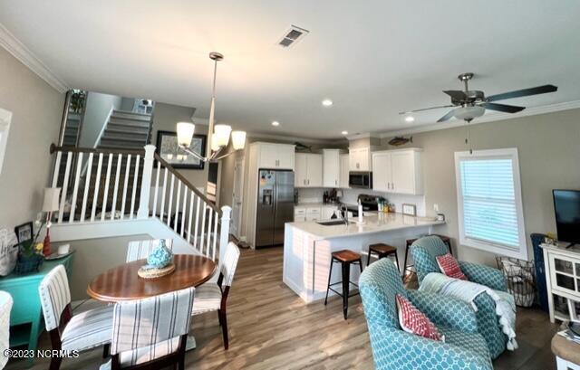 198 Freedom Park Road Beaufort, NC 28516 - Photo 18 of 32 Living and kitchen areas