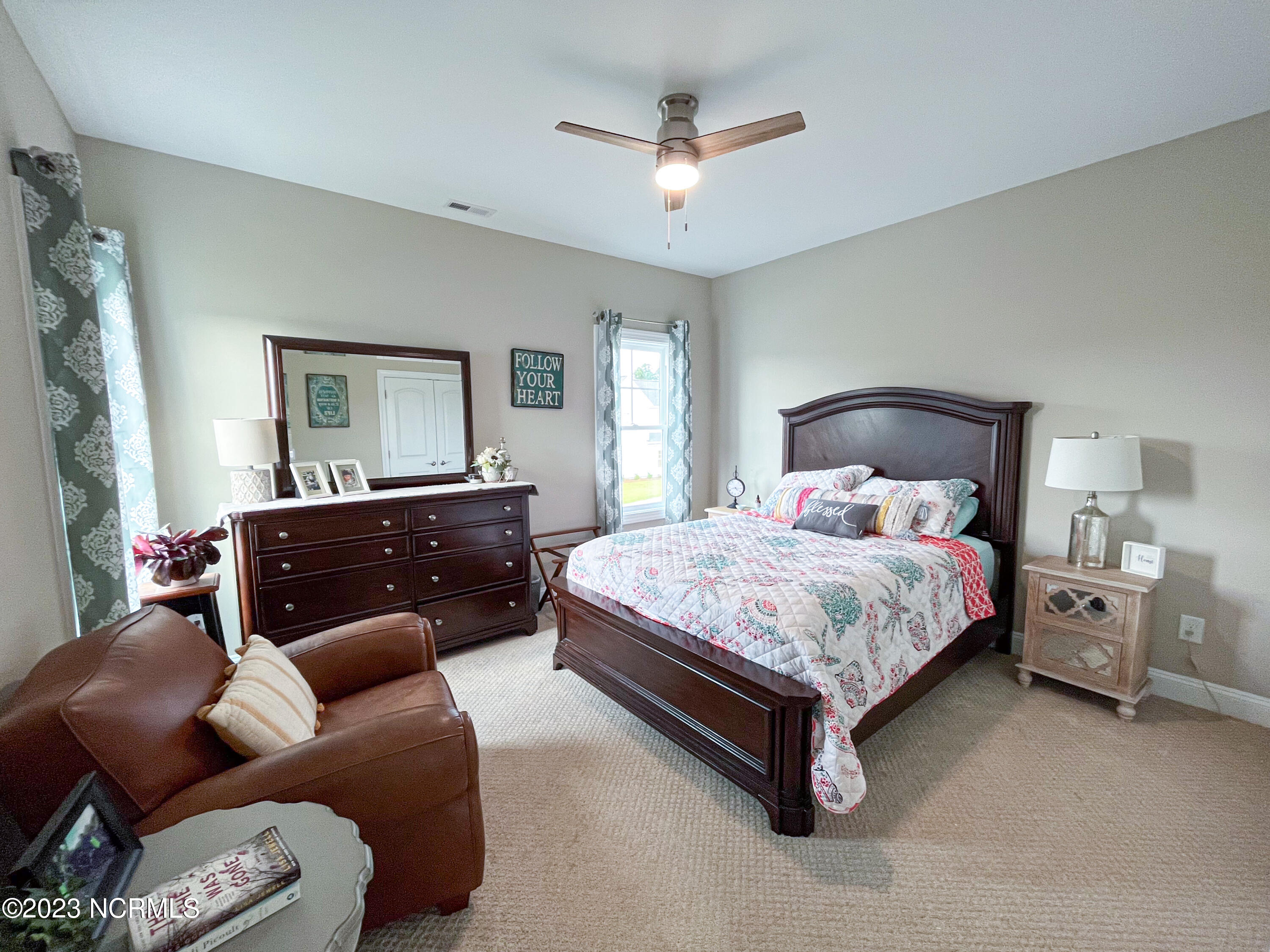 198 Freedom Park Road Beaufort, NC 28516 - Photo 10 of 32 198_Freedom_Interior09