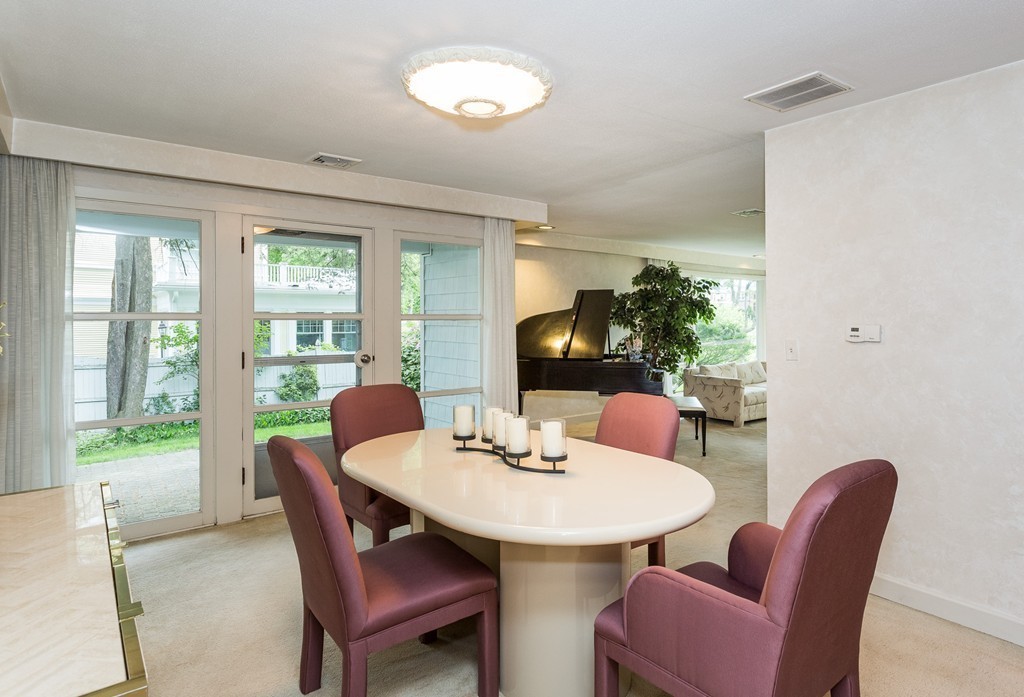 6 Meadowbrook Road Longmeadow, MA 01106 - Photo 11 of 30 Gallery Image 11