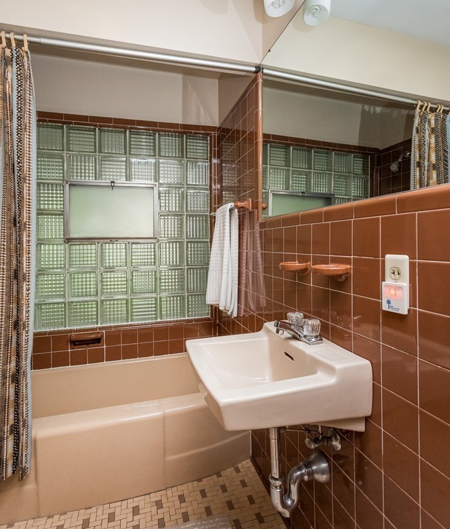 6 Meadowbrook Road Longmeadow, MA 01106 - Photo 22 of 30 Gallery Image 22