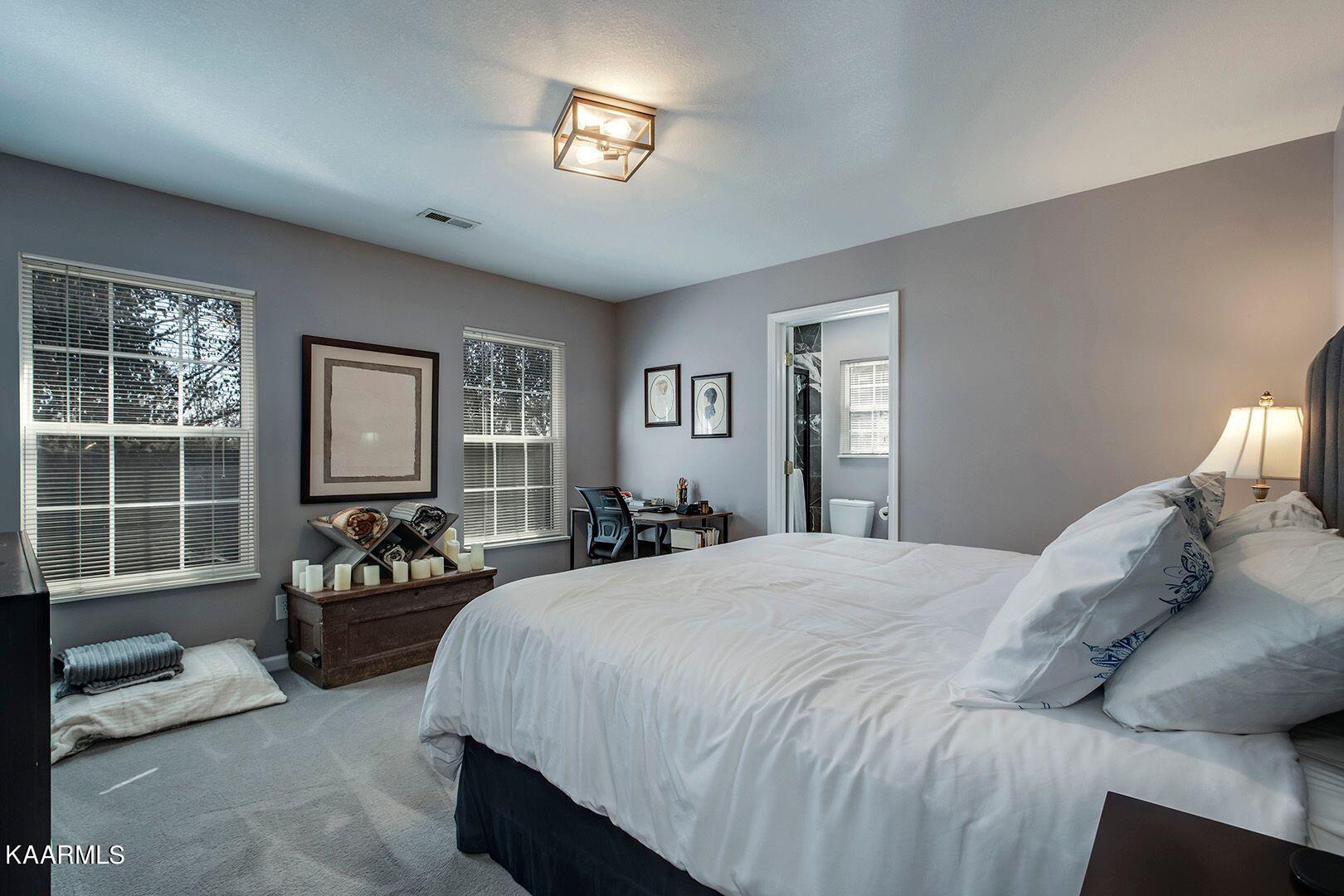 930 Spring Park Road Knoxville, TN 37914 - Photo 14 of 21 Master bedroom