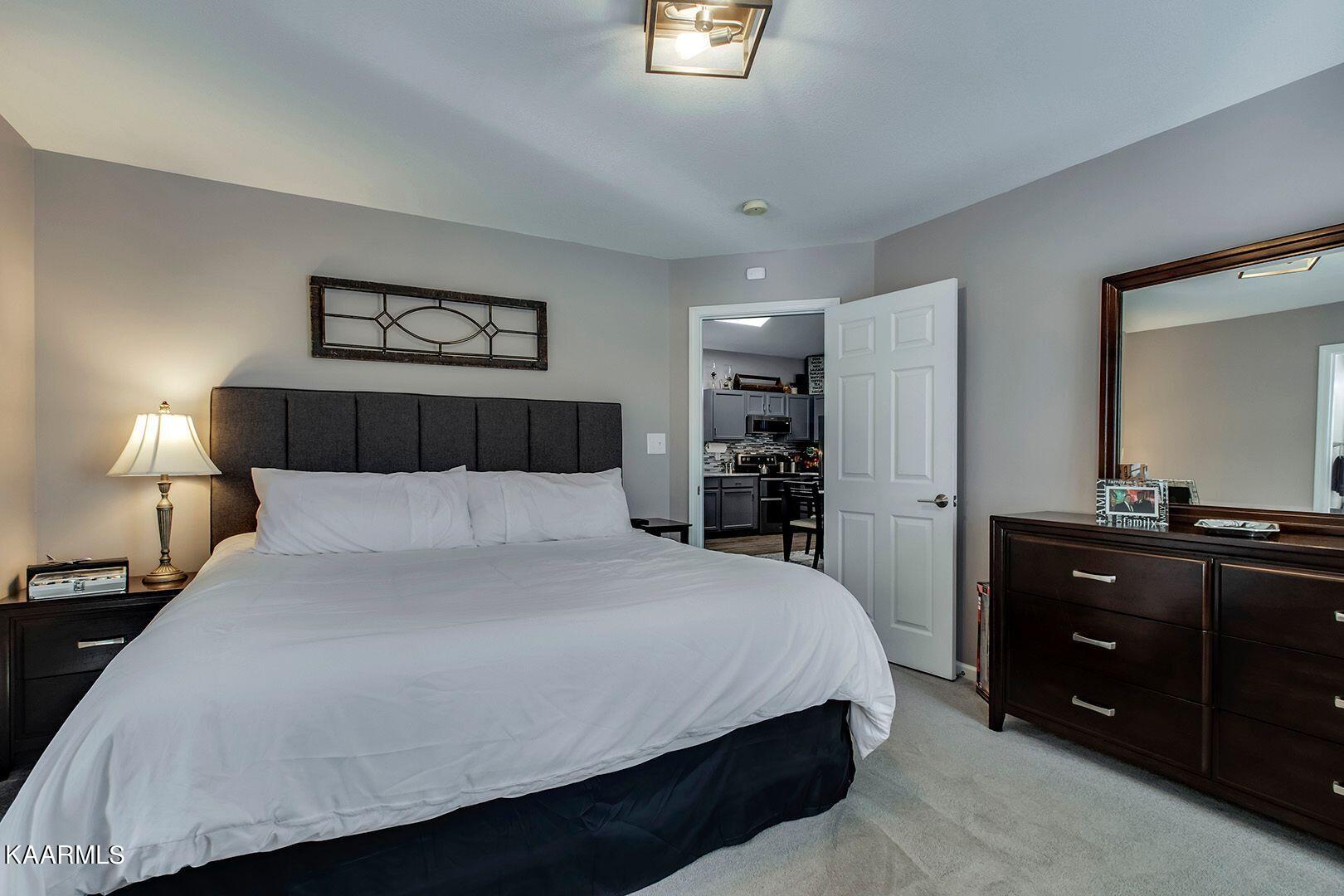 930 Spring Park Road Knoxville, TN 37914 - Photo 15 of 21 Master bedroom