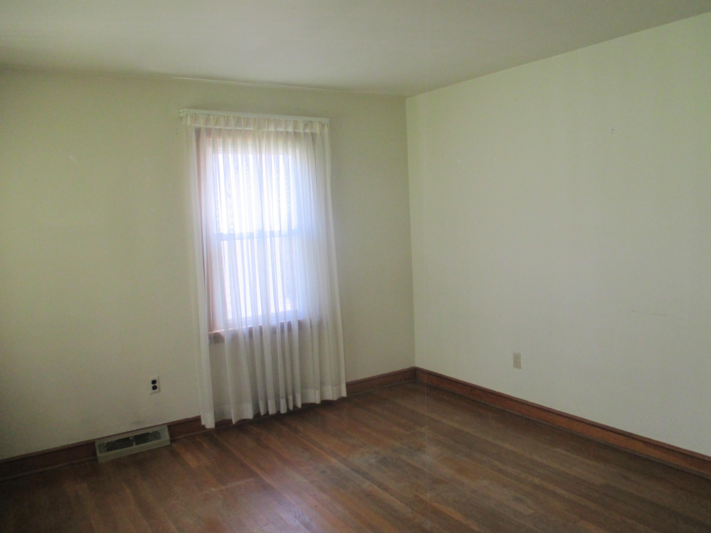 5-LivingRm