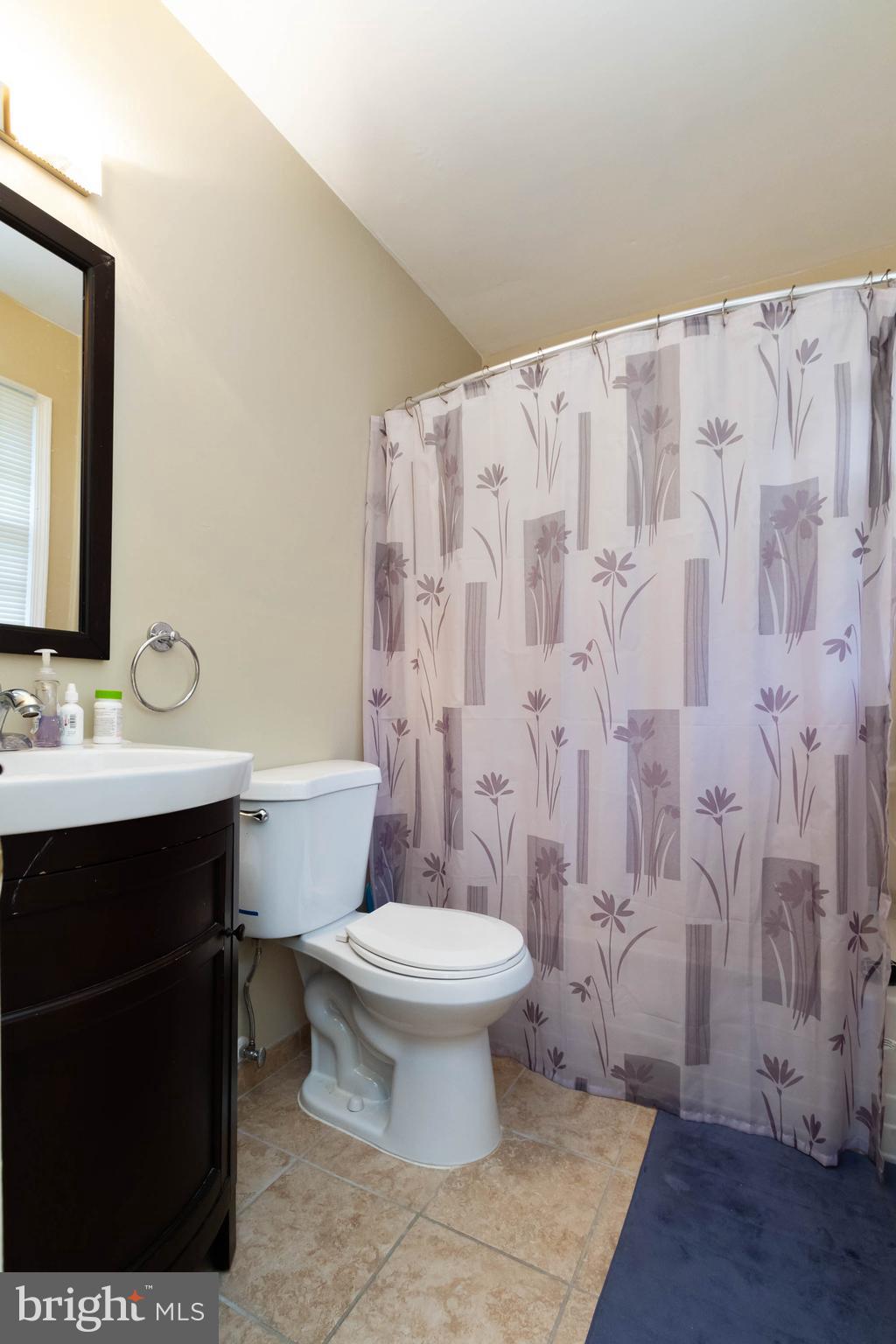 3132 Flintlock Road Fairfax, VA 22030 - Photo 21 of 37
