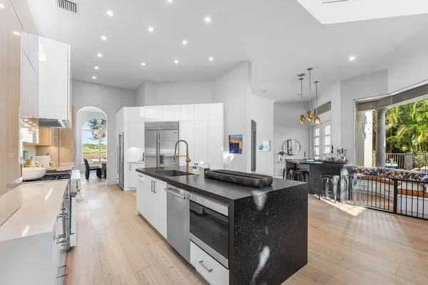 $3,950,000 | 8849 Valhalla Drive, Delray Beach, FL 33446