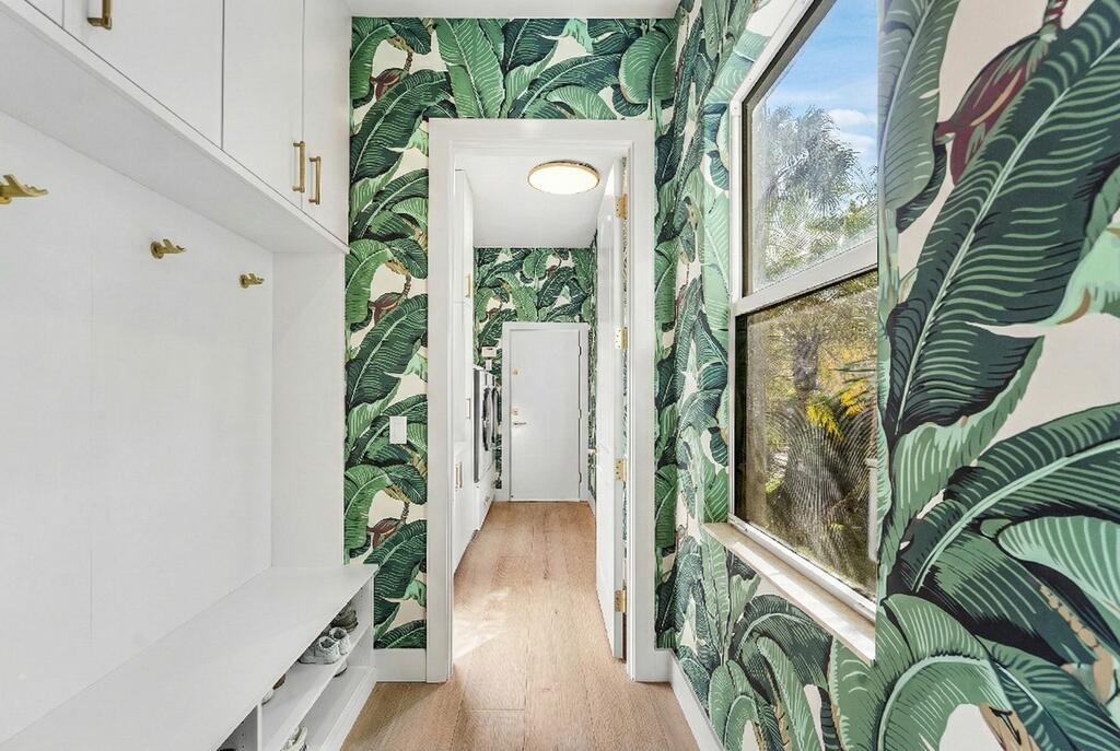 8849 Valhalla Drive Delray Beach, FL 33446 - Photo 28 of 51 Mud Room