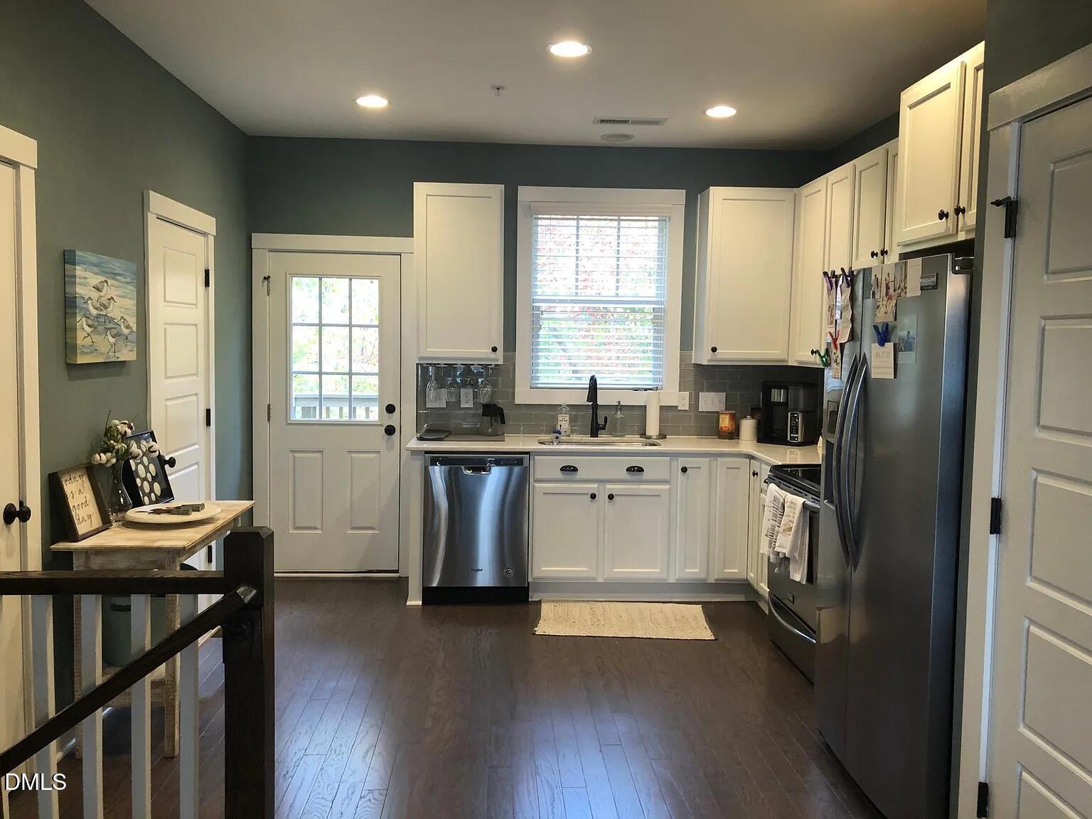 2801 Stone Rock Drive, Unit 105 Raleigh, NC 27604 - Photo 4 of 13 f1988988036ab623ac6bc4e4f63b9afd-uncropp