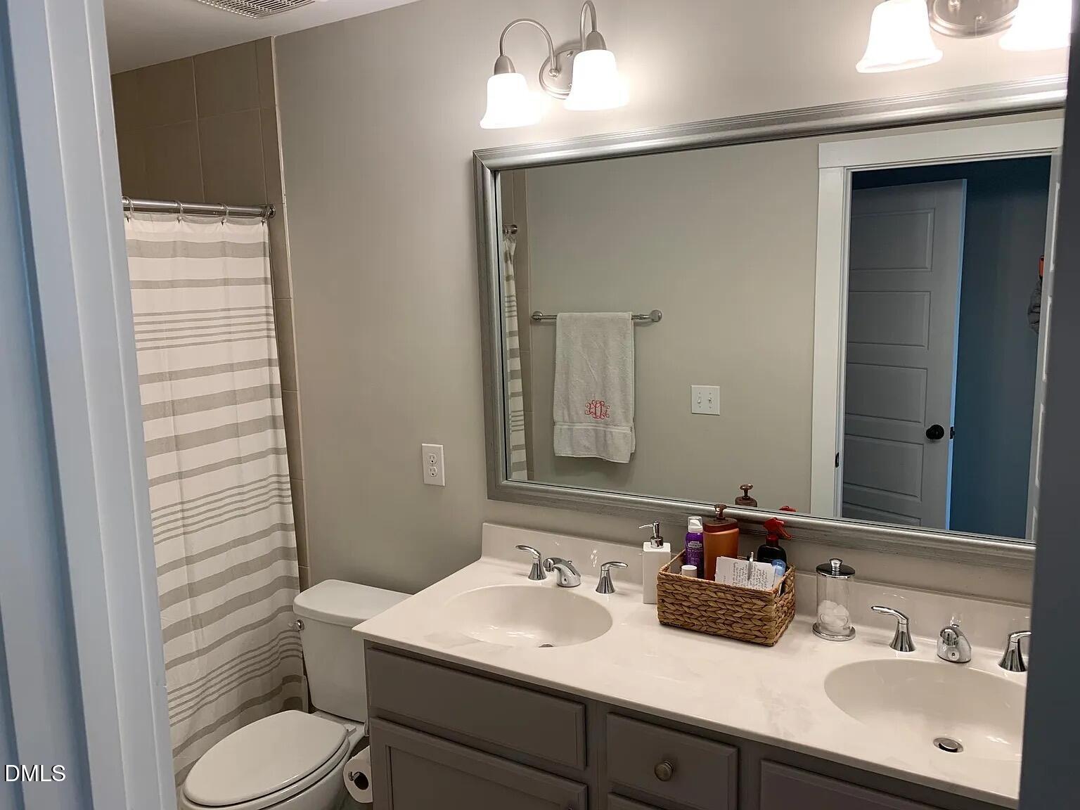 2801 Stone Rock Drive, Unit 105 Raleigh, NC 27604 - Photo 8 of 13 168ef0857f2b4c26f8ba6a705908d9ee-uncropp