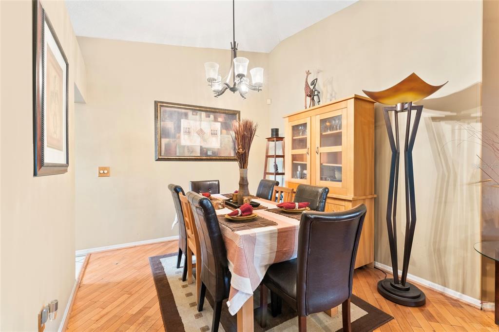 9083 Sable Ridge Court Jacksonville, FL 32244 - Photo 14 of 38 a dining room with furniture and window