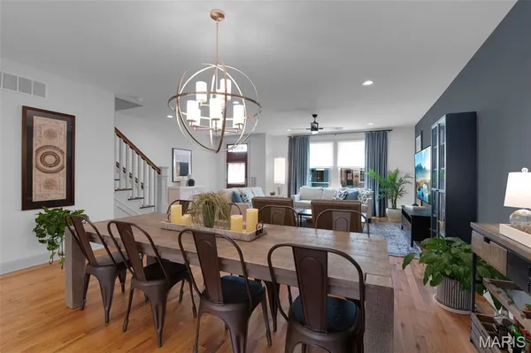 $565,000 | 4327 Swan Avenue, St. Louis, MO 63110