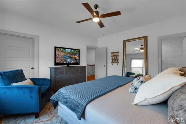 $565,000 | 4327 Swan Avenue, St. Louis, MO 63110