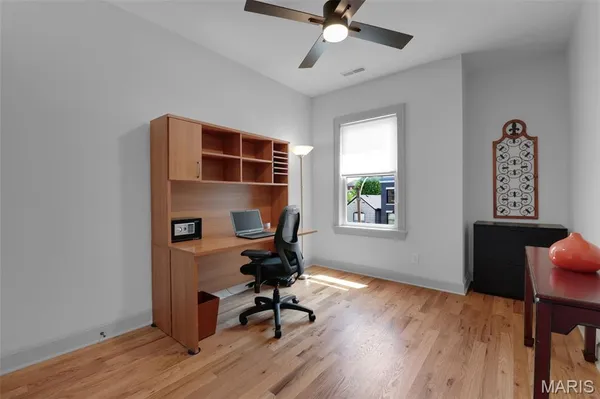 $565,000 | 4327 Swan Avenue, St. Louis, MO 63110