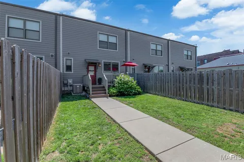 $539,000 | 4327 Swan Avenue, St. Louis, MO 63110