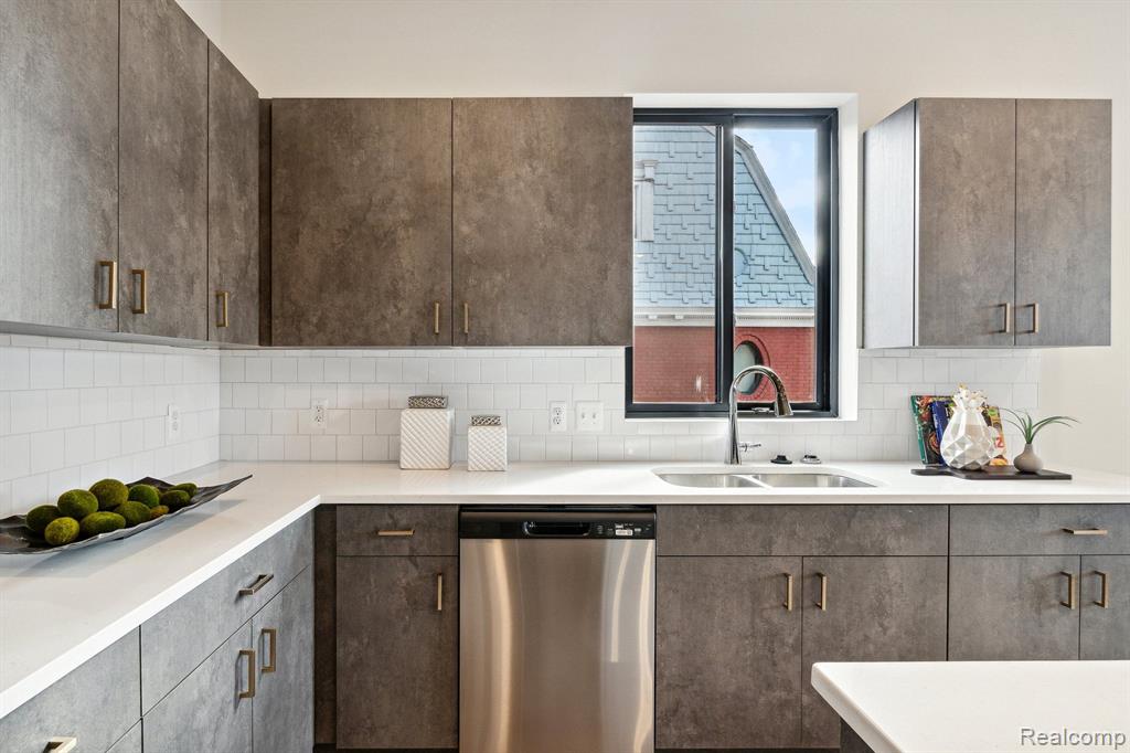 4130 Trumbull, Unit 4 Detroit, MI 48208 - Photo 9 of 19
