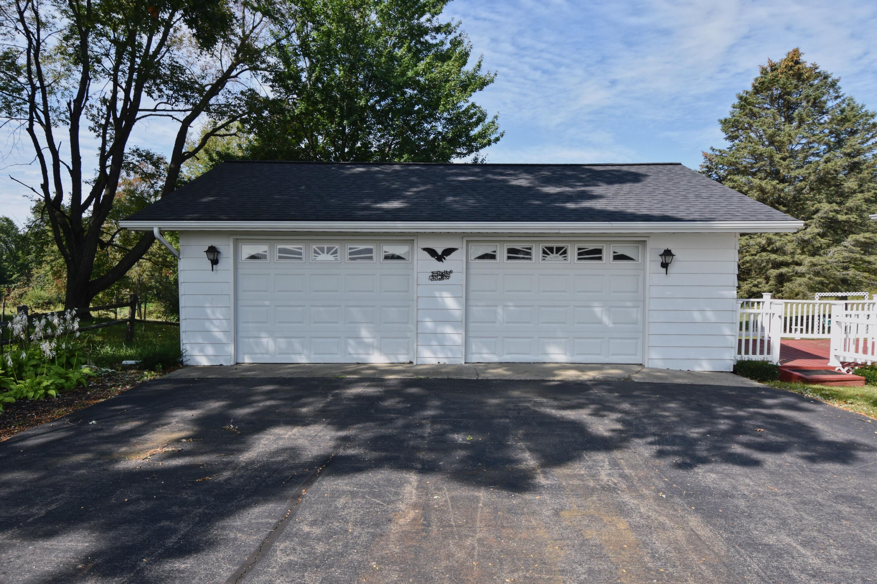 9640 Huttenlocker Road Munith, MI 49259 - Photo 37 of 45 15