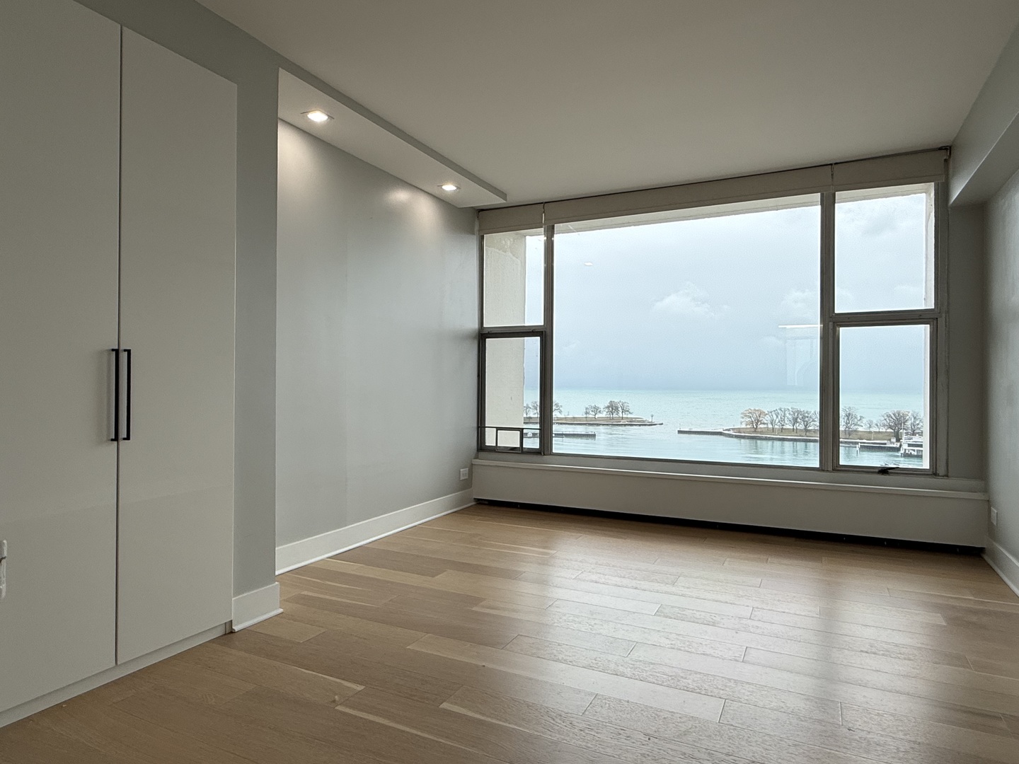 Undisclosed Address Chicago, IL 60657 - Photo 11 of 15 a view of room with window