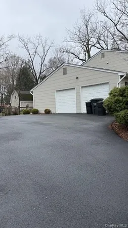 $5,000 | 3 Flower Lane, Valley Cottage, NY 10989