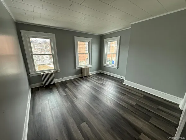 $2,800 | 7 Mulberry Street, Middletown, NY 10940