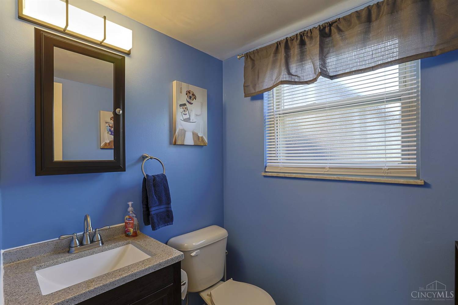 5860 Timely Terrace Cincinnati, OH 45233 - Photo 31 of 39