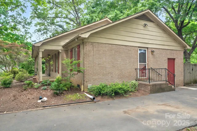 $500,000 | 3430 Rea Road, Charlotte, NC 28226