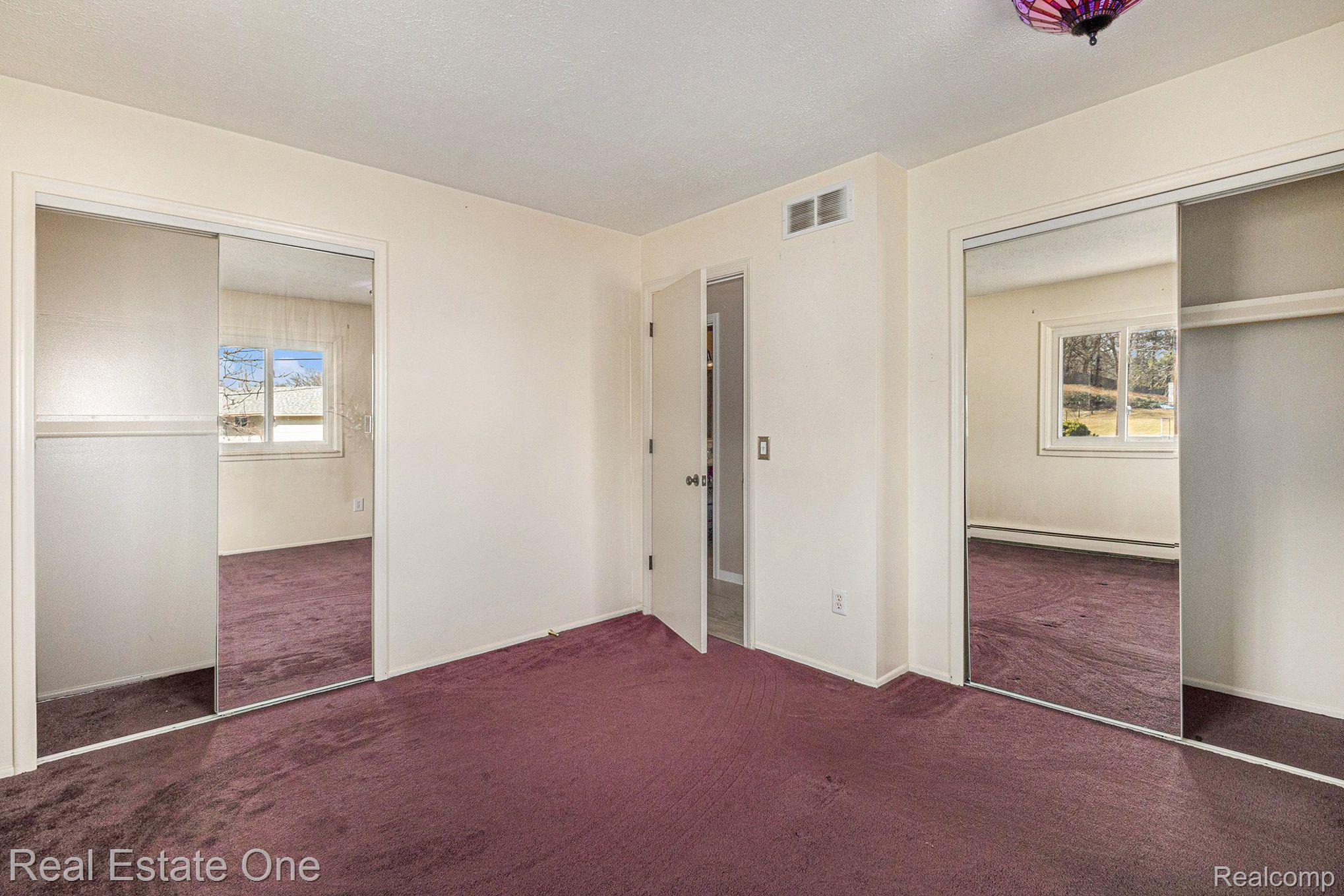 4353 Edmore Road Waterford, MI 48329 - Photo 14 of 30 Gallery Image 14