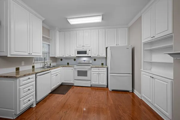 $314,900 | 6952 Highway 70 South, Unit 129, Nashville, TN 37221