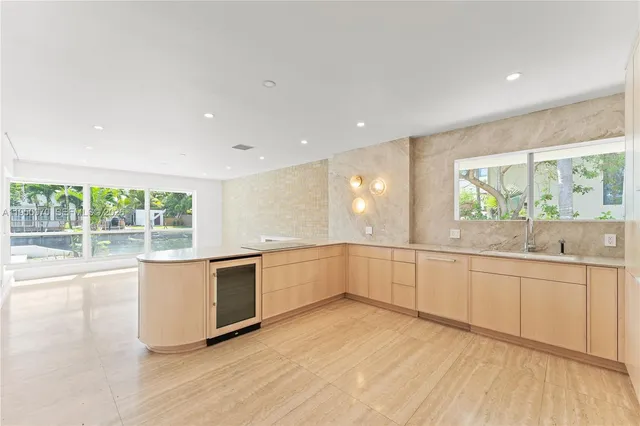 $22,000 | 1250 Northeast 87th Street, Miami, FL 33138