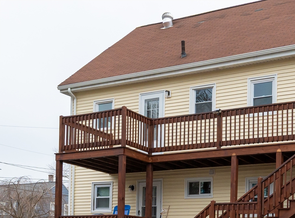 29 Mill Street, Unit B Dracut, MA 01826 - Photo 33 of 37 a front view of a house