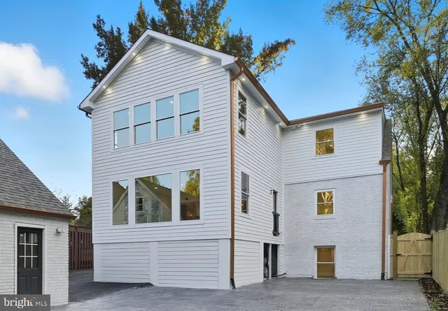 $1,390,900 | 2919 Fairhill Road, Fairfax, VA 22031